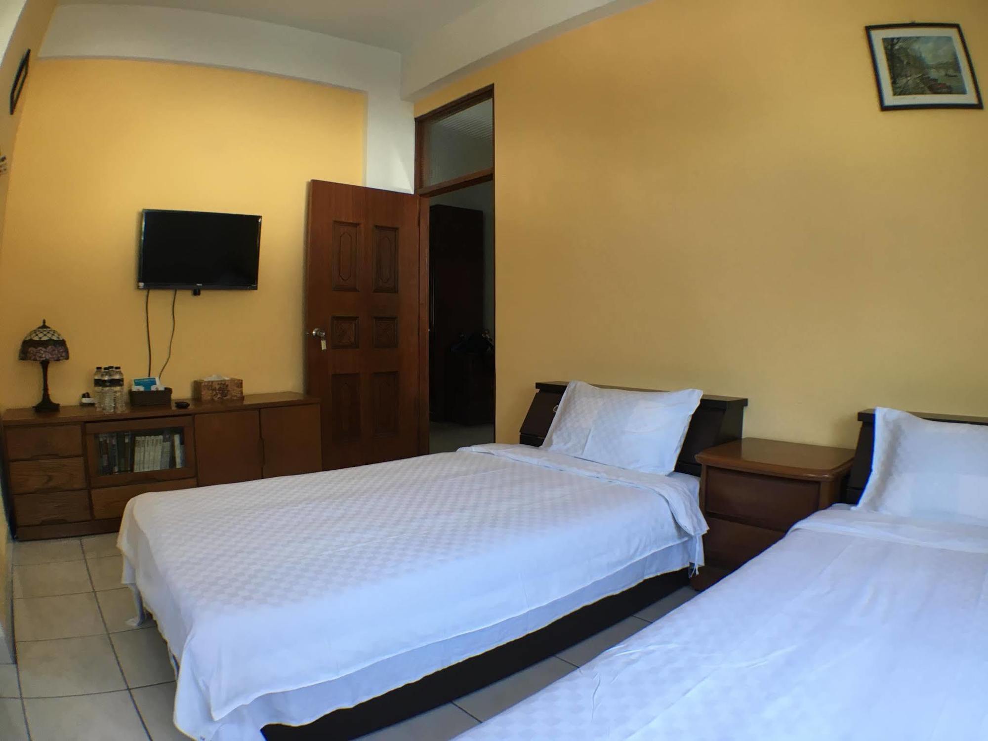 Zizai Garden Bed And Breakfast Хуалянь Экстерьер фото